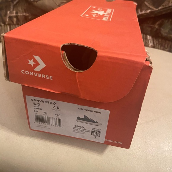 Converse - Picture 4 of 5